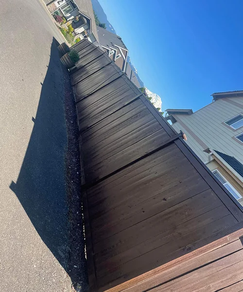 Cedar Staining in Mercer Island 